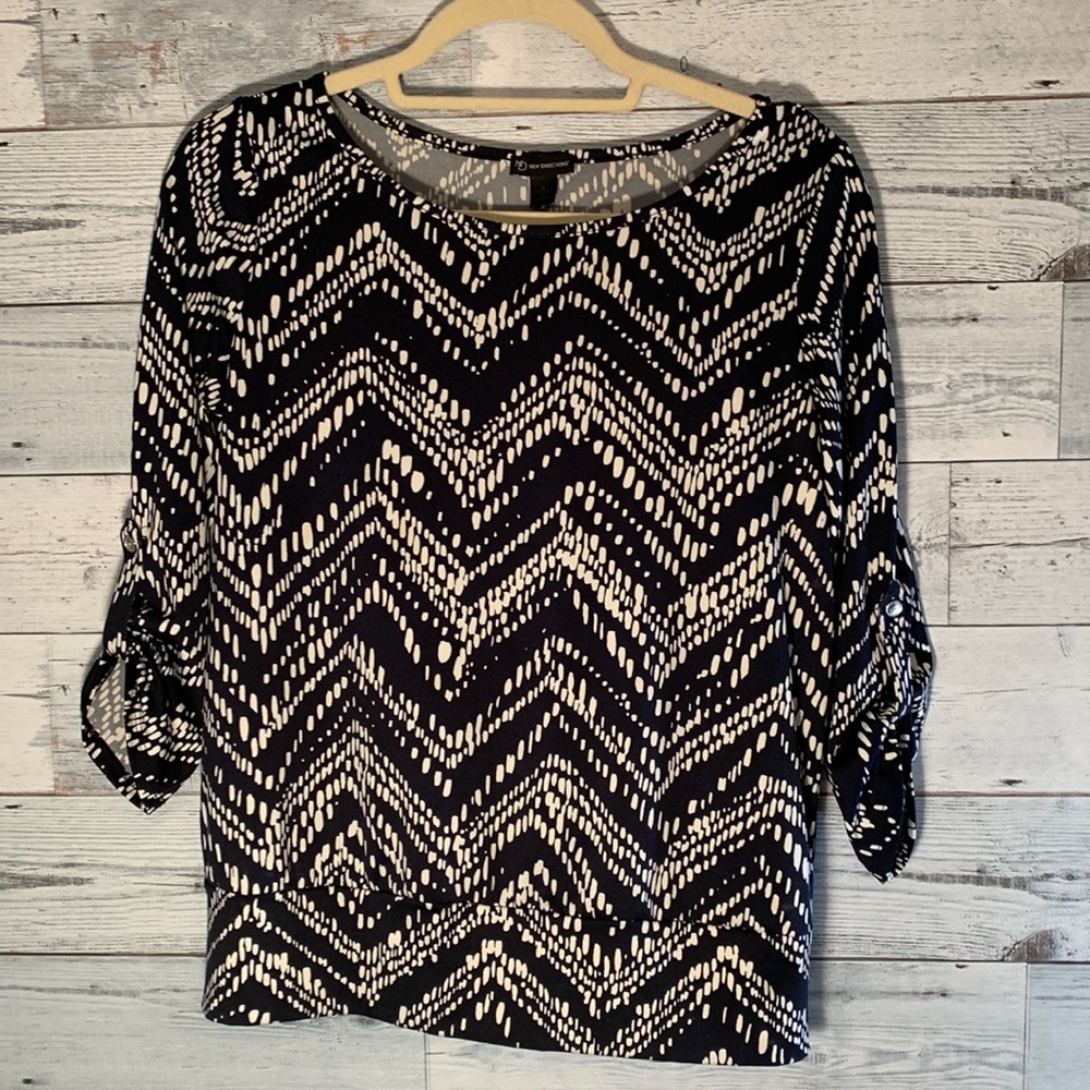 New Directions blue and white ladies pullover top